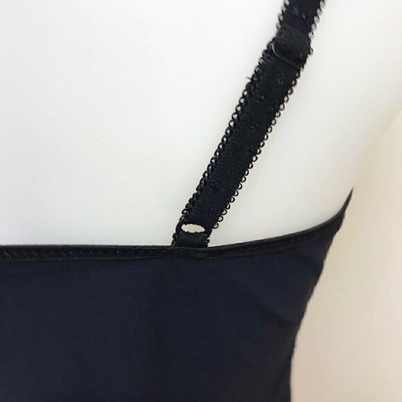 𝅺LACE and Spandex Shape Wear Tank Top - Picture 4 of 6